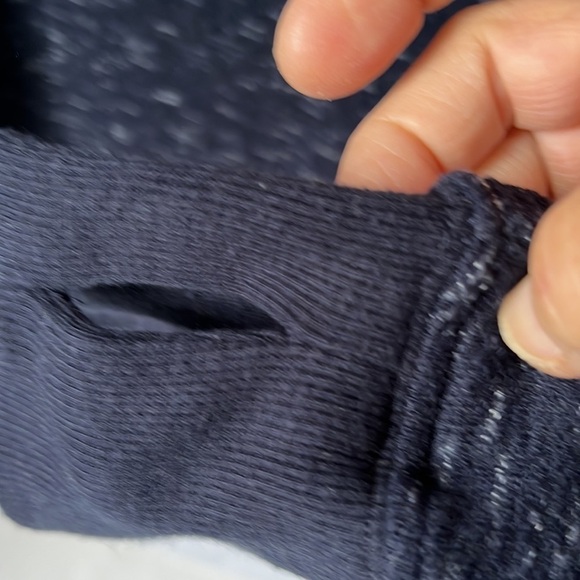 Thread 4 Thoughts Activewear Top - Picture 3 of 14